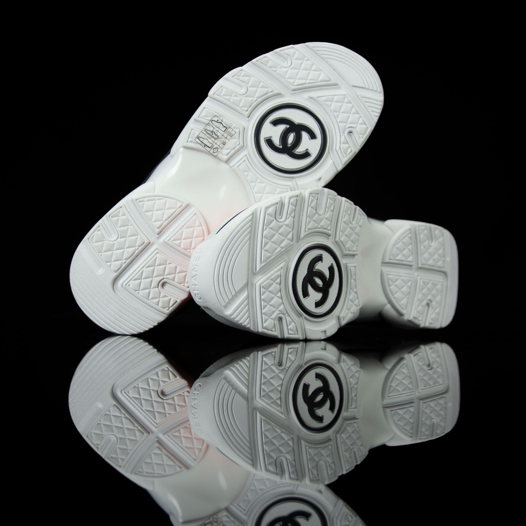 Chanel-CC Sneakers-Pre Order Duration (3-5 Working Days) This item is classed as Women's CC Logo on side G33728 Y52847 K0727 Orange, Grey, White, Black Released 04.2018 Limited Release Lambskin & Suede Calfskin Women's Chanel High top Sneakers Velcro CC i