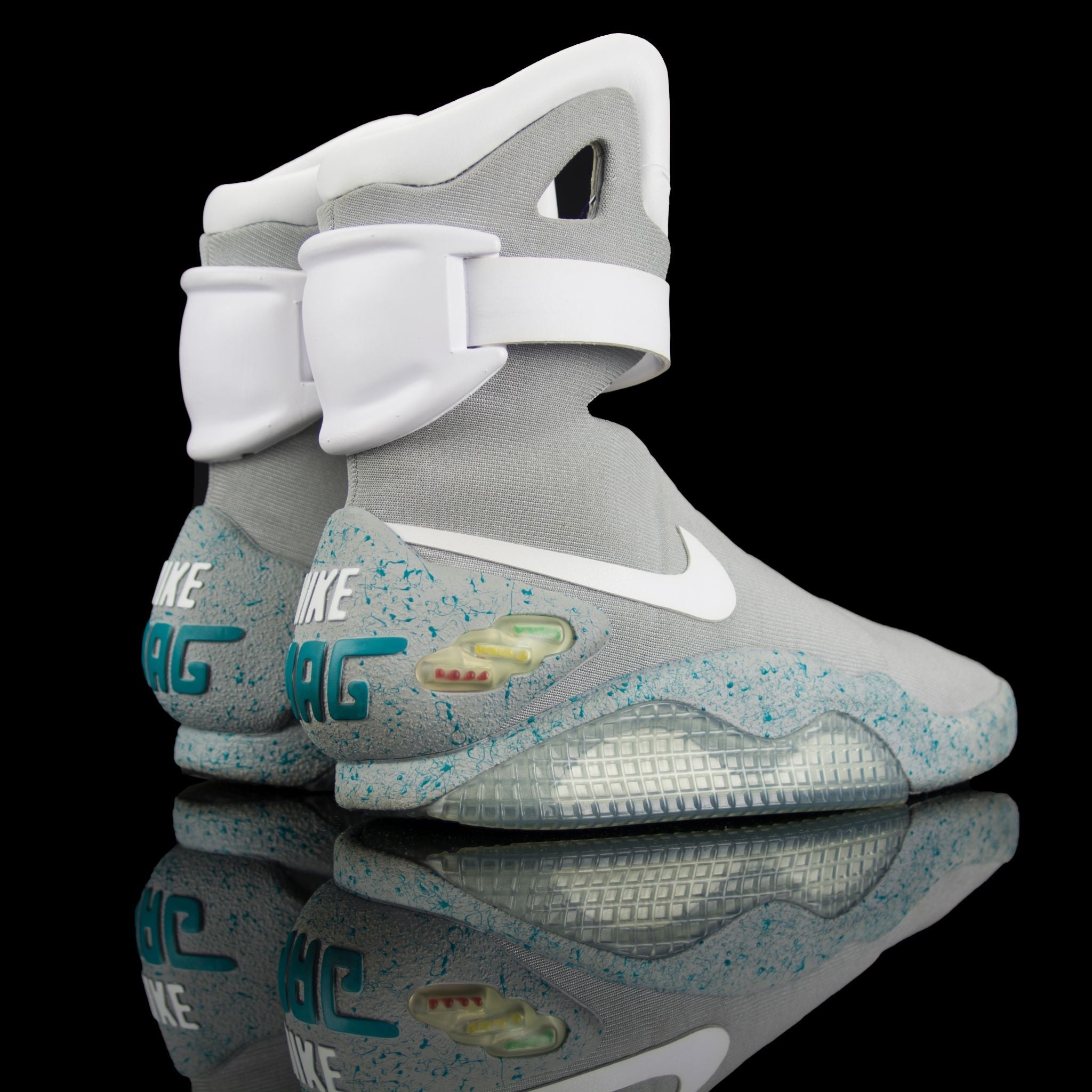 Nike-Air Mag-Pre Order Duration (3-5 Working Days) Product Code: 417744-001 Exclusive Release LED Lighting Release Date: October 2011 The Future is here. Nike Air Mags featured in the movie "Back to the Future II" are an iconic design by Tinker Hatfield. 
